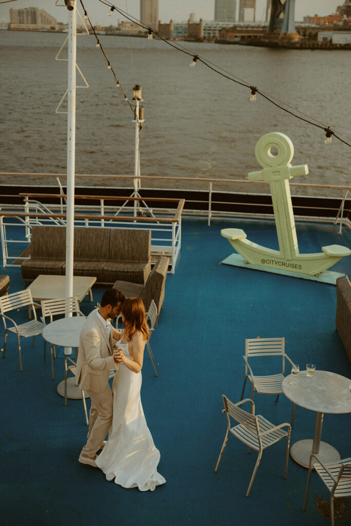 Wedding Cruise on the Spirit of Philadelphia by Rachel Bond Photography: edgy and unconventional wedding photographer on the east coast